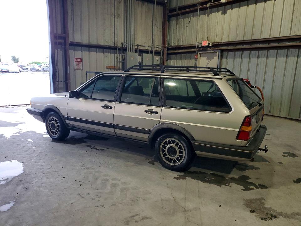 61774086 :رقم المزاد ، WVWGB0333HE138869 vin ، 1987 Volkswagen Quantum مزاد بيع