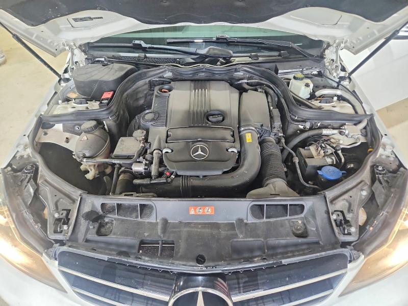 Продажа на аукционе авто 2015 Mercedes-benz C, vin: WDDGJ4HB8FG369249, номер лота: 60670356