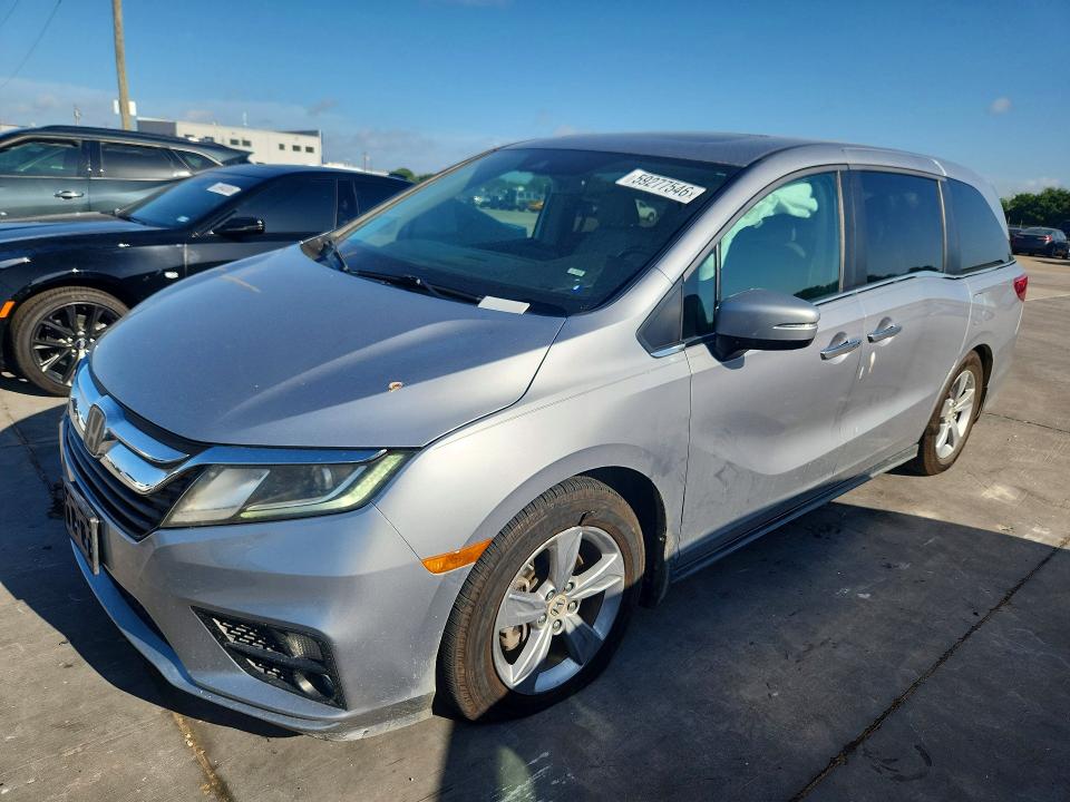 59277546 :رقم المزاد ، 5FNRL6H79JB003792 vin ، 2018 Honda Odyssey مزاد بيع