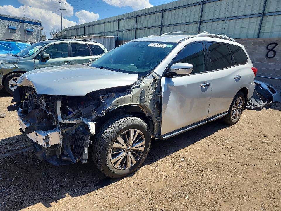61611156 :رقم المزاد ، 5N1DR2MN5JC673970 vin ، 2018 Nissan Pathfinder مزاد بيع
