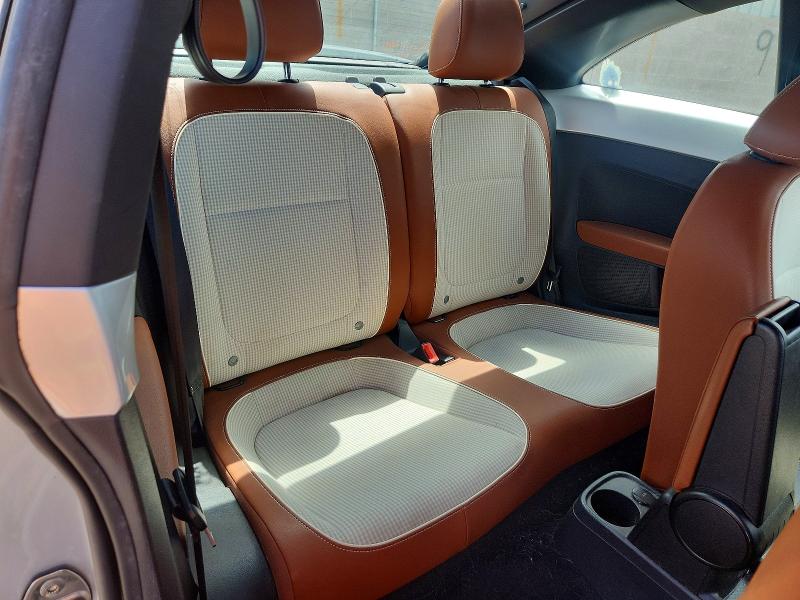 Продажа на аукционе авто 2015 Volkswagen Beetle, vin: 3VWF17AT2FM603611, номер лота: 61499986