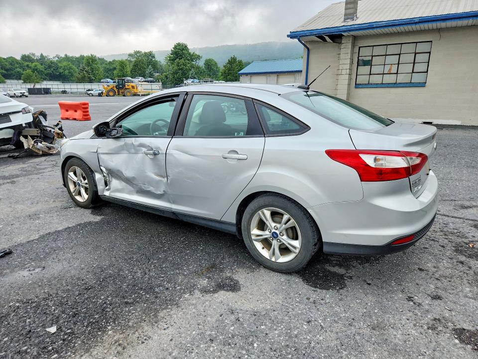 2014 Ford Focus მანქანა იყიდება აუქციონზე, vin: 1FADP3F29EL215590, აუქციონის ნომერი: 60171626