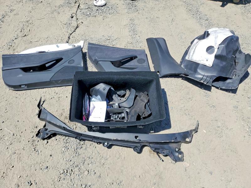 59814466 :رقم المزاد ، 5YJ3E1EB7SF963996 vin ، 2025 Tesla Model 3 مزاد بيع