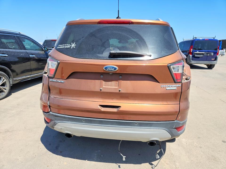 Продаж на аукціоні авто 2017 Ford Escape, vin: 1FMCU0J93HUB01676, номер лоту: 62061586
