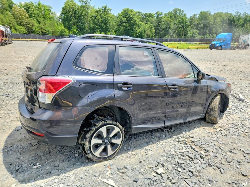 58431386 :رقم المزاد ، JF2SJABC1JH401015 vin ، 2018 Subaru Forester مزاد بيع