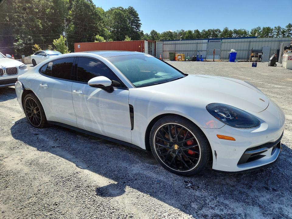 61388356 :رقم المزاد ، WP0AA2A74JL121042 vin ، 2018 Porsche Panamera مزاد بيع