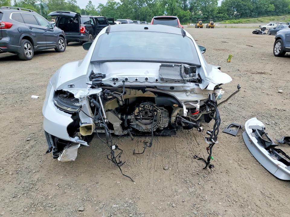 64671446 :رقم المزاد ، WP0AF2A95SS279805 vin ، 2025 Porsche 911 مزاد بيع
