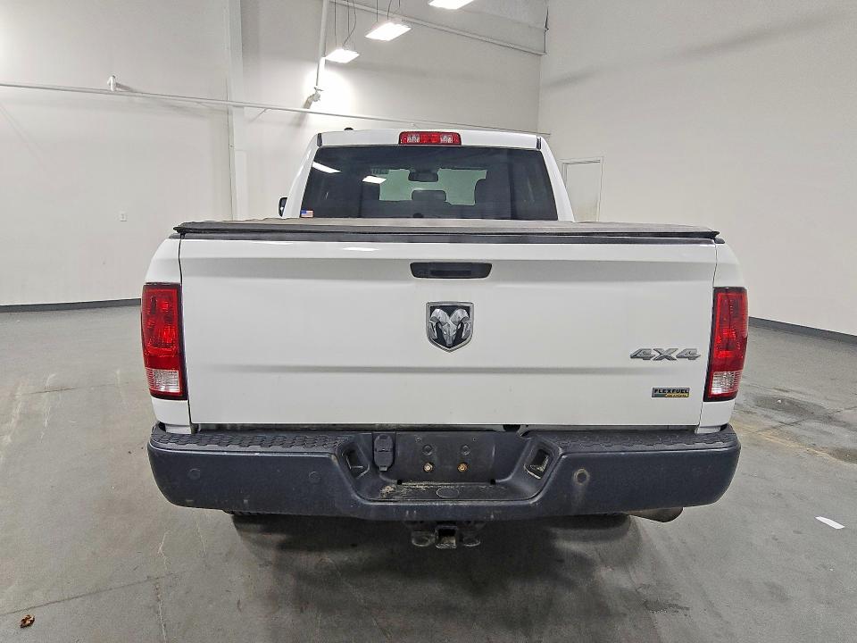 61179466 :رقم المزاد ، 1C6RR7FG1KS678927 vin ، 2019 Ram 1500 Classic مزاد بيع