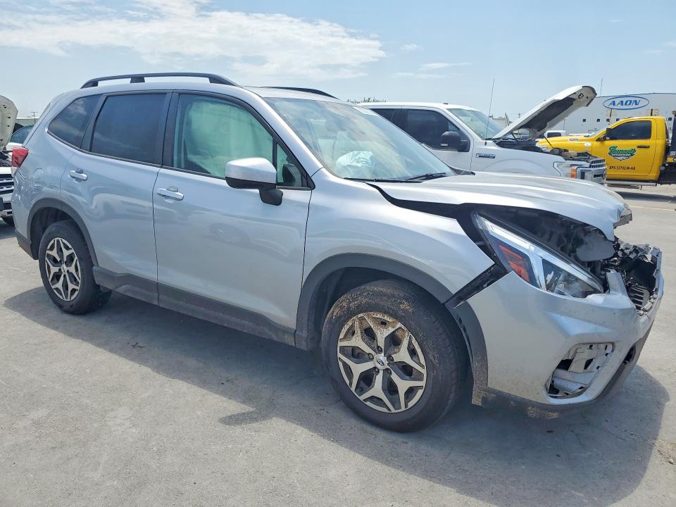 60302326 :رقم المزاد ، JF2SKAEC2KH525093 vin ، 2019 Subaru Forester مزاد بيع