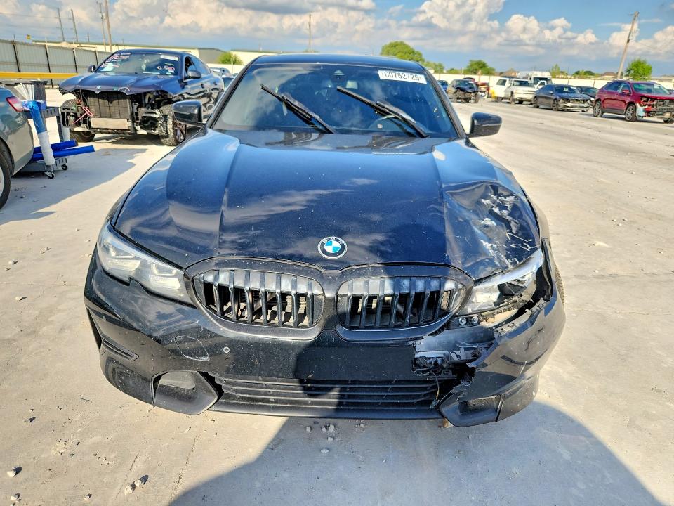 60762726 :رقم المزاد ، 3MW5R1J00L8B30528 vin ، 2020 Bmw 330i مزاد بيع