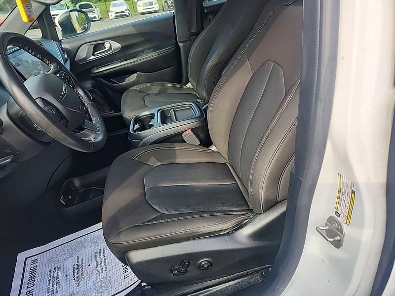2023 Chrysler Pacifica მანქანა იყიდება აუქციონზე, vin: 2C4RC1FG8PR590442, აუქციონის ნომერი: 63382116