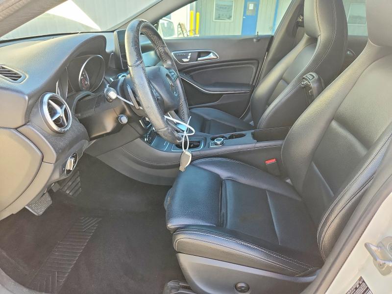 61919906 :رقم المزاد ، WDDSJ4GBXJN521080 vin ، 2018 Mercedes-benz Cla مزاد بيع