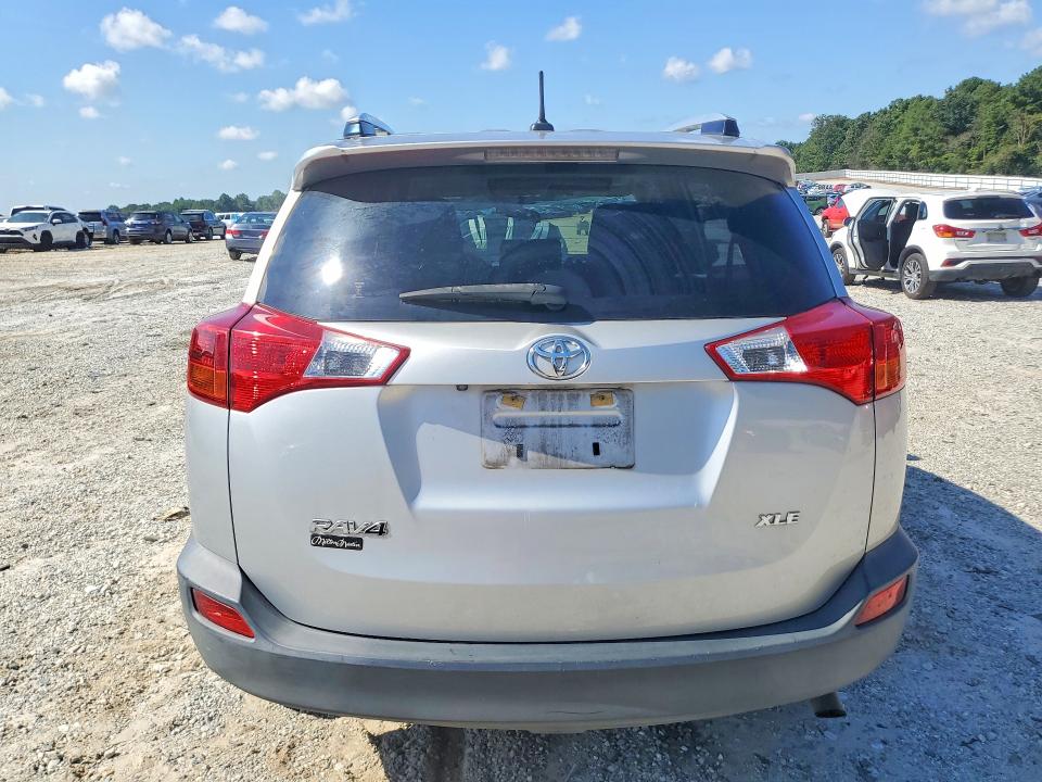 Продажа на аукционе авто 2015 Toyota Rav4, vin: JTMWFREV6FJ052916, номер лота: 61733786