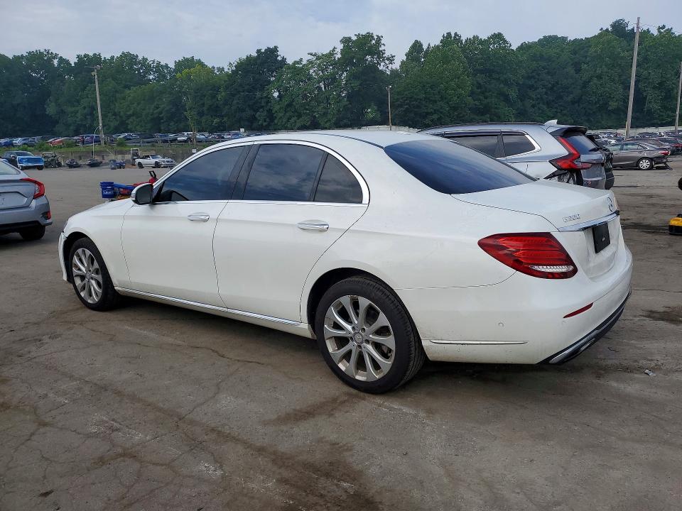 61016056 :رقم المزاد ، WDDZF4KB2HA171890 vin ، 2017 Mercedes-benz E مزاد بيع