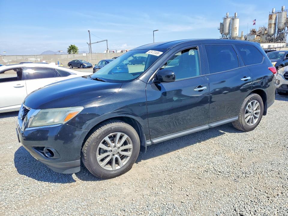 62472496 :رقم المزاد ، 5N1AR2MN6FC619054 vin ، 2015 Nissan Pathfinder مزاد بيع