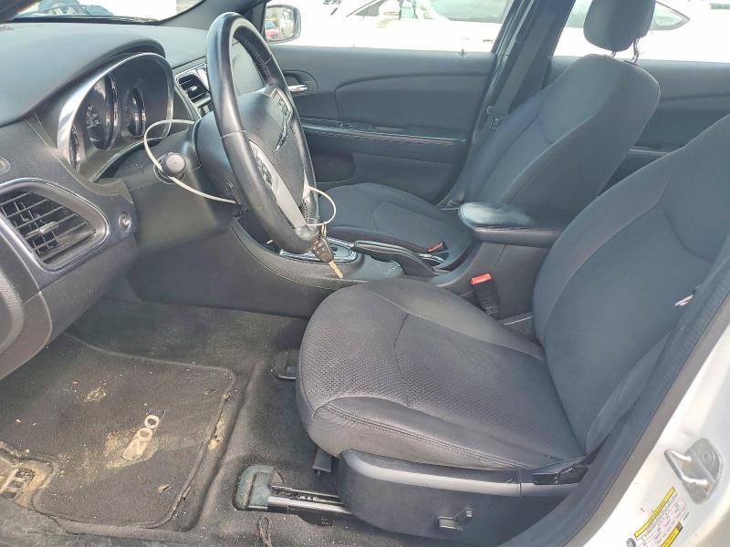60445216 :رقم المزاد ، 1C3CCBBG7EN120144 vin ، 2014 Chrysler 200 مزاد بيع