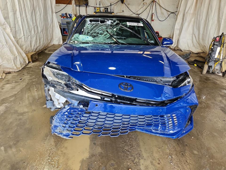 59998016 :رقم المزاد ، 4T1DAACK3SU079043 vin ، 2025 Toyota Camry مزاد بيع