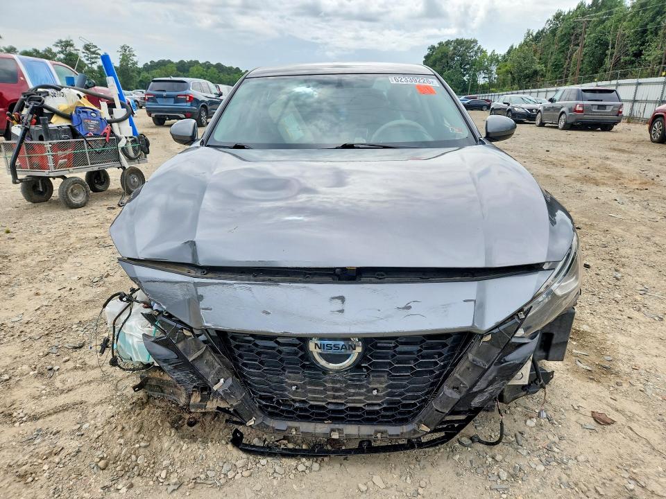 62339226 :رقم المزاد ، 1N4BL4BV0LC261704 vin ، 2020 Nissan Altima مزاد بيع
