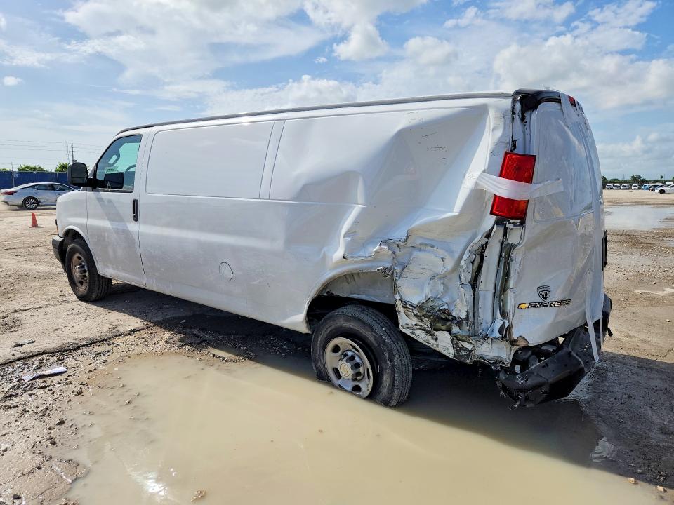 60924476 :رقم المزاد ، 1GCWGBFP1S1269899 vin ، 2025 Chevrolet Express G2500 مزاد بيع