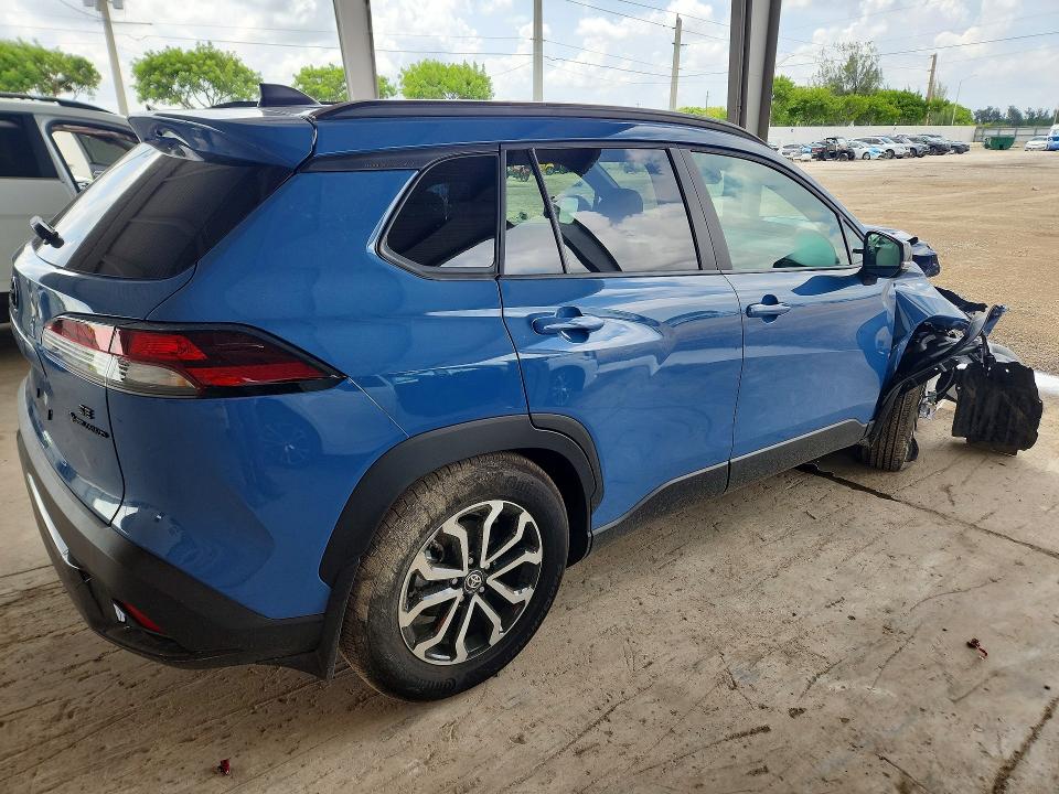 2026 Toyota Corolla Cross Hybrid მანქანა იყიდება აუქციონზე, vin: 7MUFBABGXTV094111, აუქციონის ნომერი: 58898166