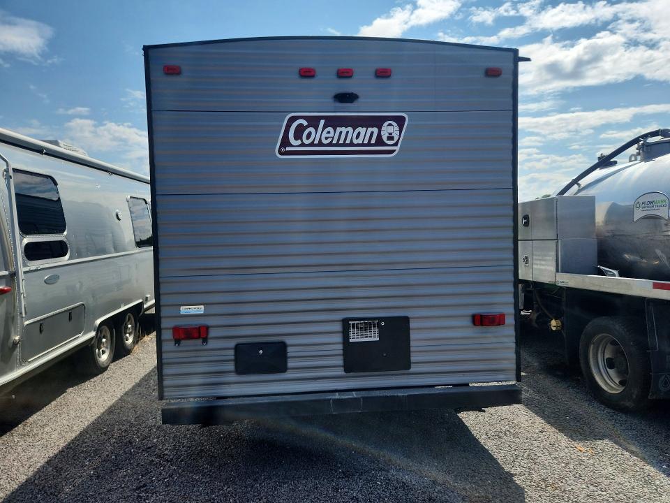 62598066 :رقم المزاد ، 4YDT27422KH935727 vin ، 2019 Keystone Coleman مزاد بيع