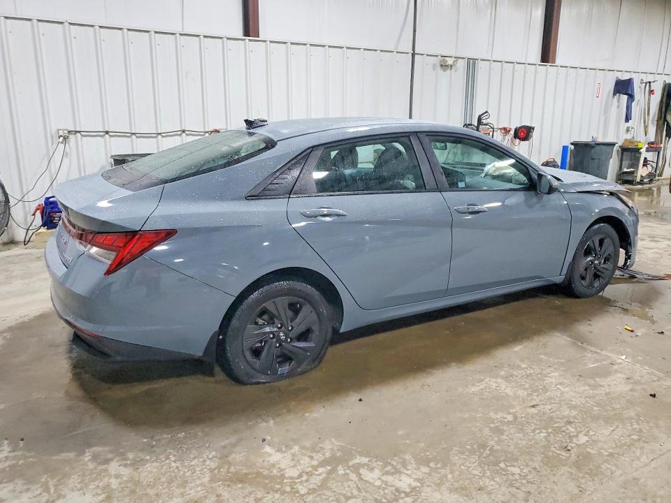 62155556 :رقم المزاد ، KMHLM4AJ5PU039990 vin ، 2023 Hyundai Elantra مزاد بيع