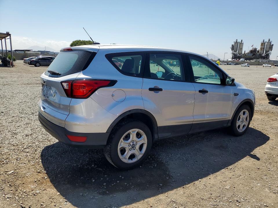 60066346 :رقم المزاد ، 1FMCU0F74KUB63103 vin ، 2019 Ford Escape مزاد بيع