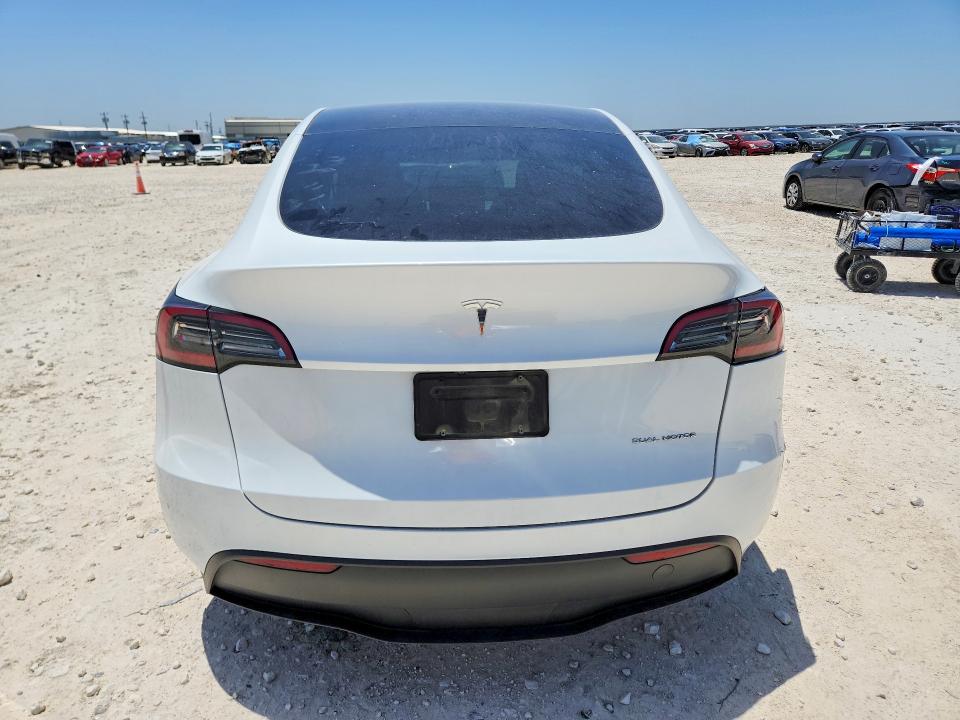 Продажа на аукционе авто 2024 Tesla Model Y, vin: 7SAYGDEE3RA306666, номер лота: 61425356