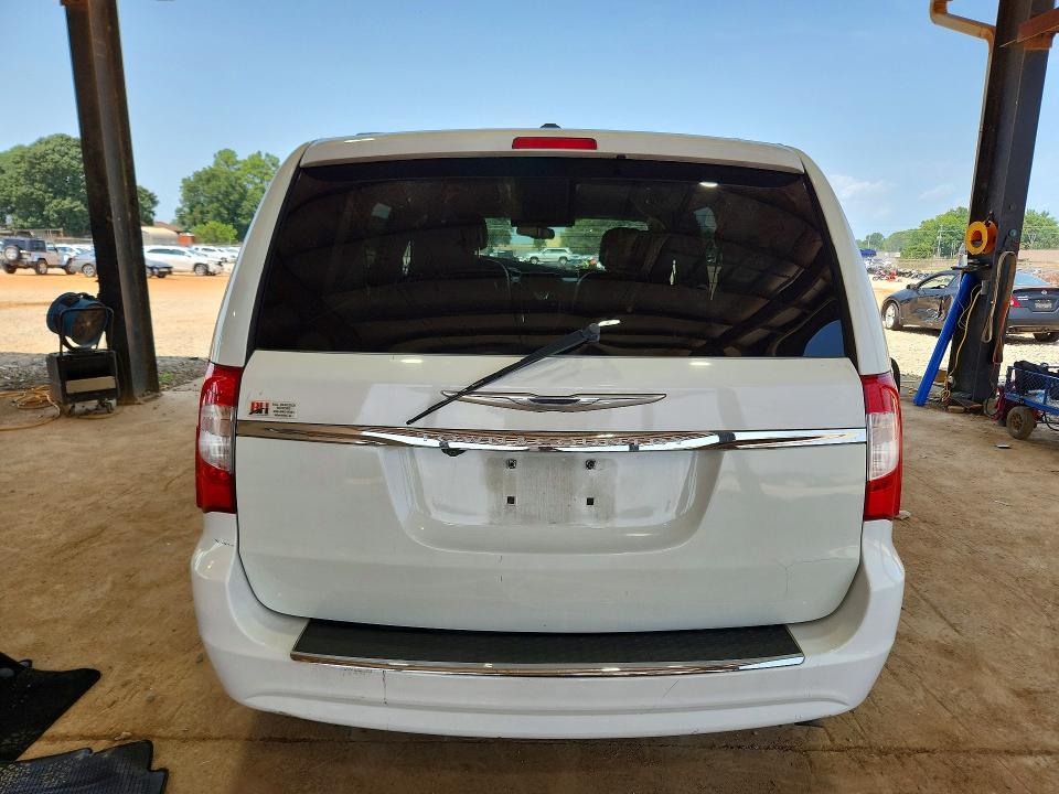 63043286 :رقم المزاد ، 2C4RC1BG8FR611097 vin ، 2015 Chrysler Town & Country مزاد بيع
