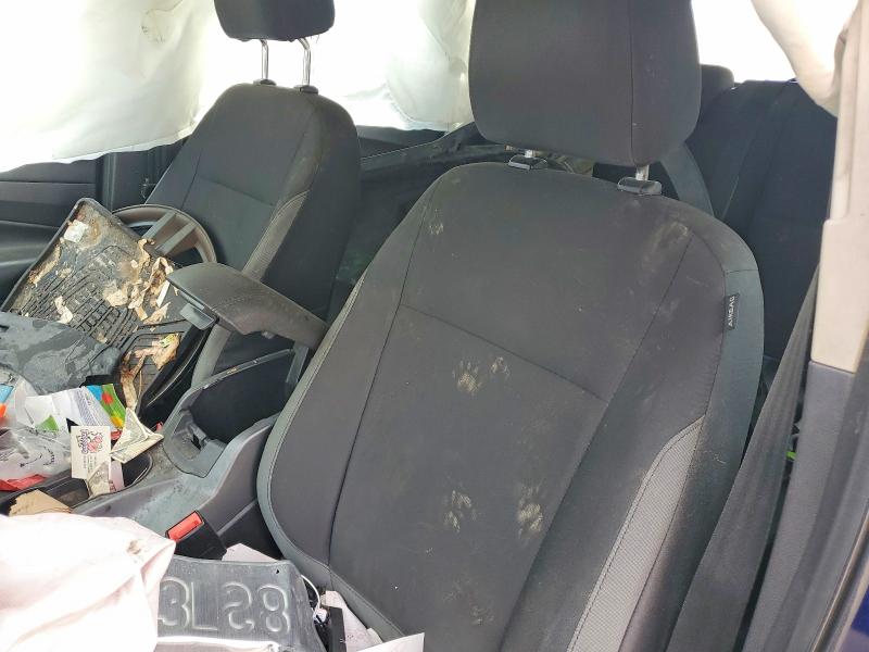 61996476 :رقم المزاد ، 1FMCU0F73FUB12570 vin ، 2015 Ford Escape مزاد بيع