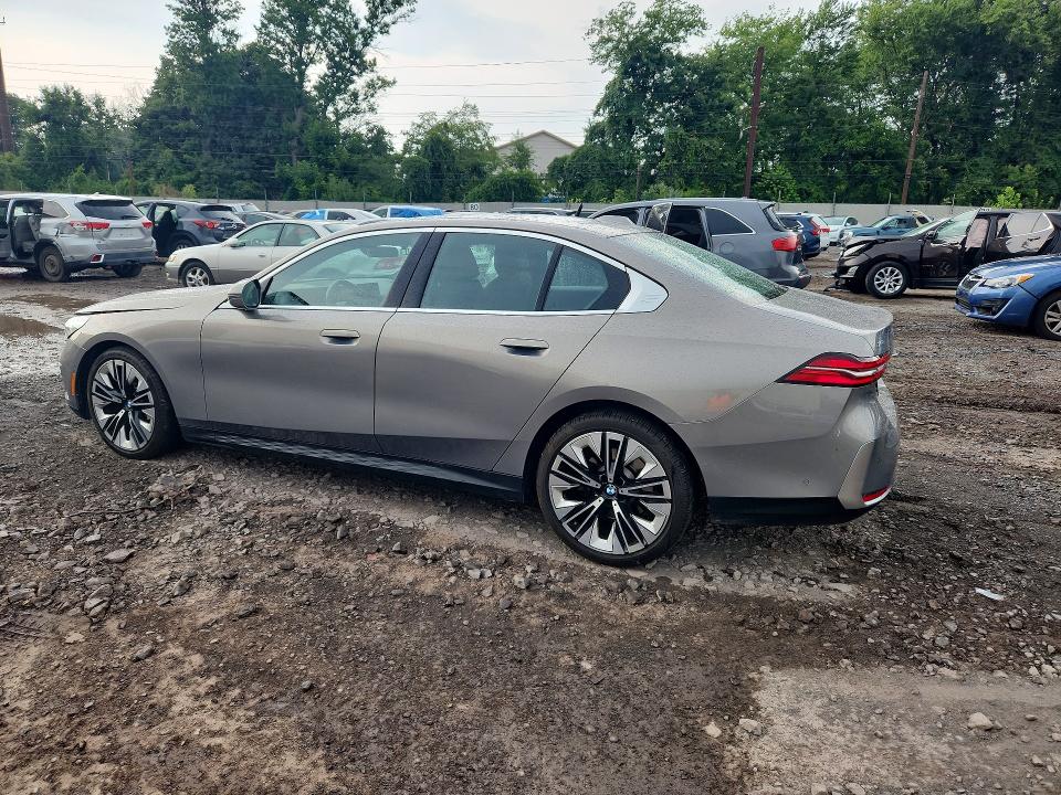 62600496 :رقم المزاد ، WBA53FJ00RCP92755 vin ، 2024 Bmw 530 مزاد بيع