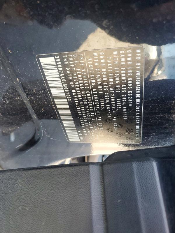 63478626 :رقم المزاد ، 3VV0B7AX0JM097053 vin ، 2018 Volkswagen Tiguan مزاد بيع