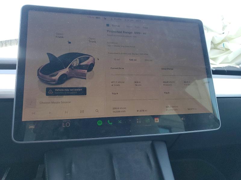 62171456 :رقم المزاد ، 5YJ3E1EB0NF260339 vin ، 2022 Tesla Model 3 مزاد بيع