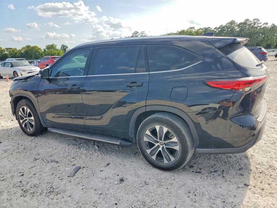 Aukcja sprzedaży 2022 Toyota Highlander, vin: 5TDGZRAH2NS549152, numer aukcji: 62345126