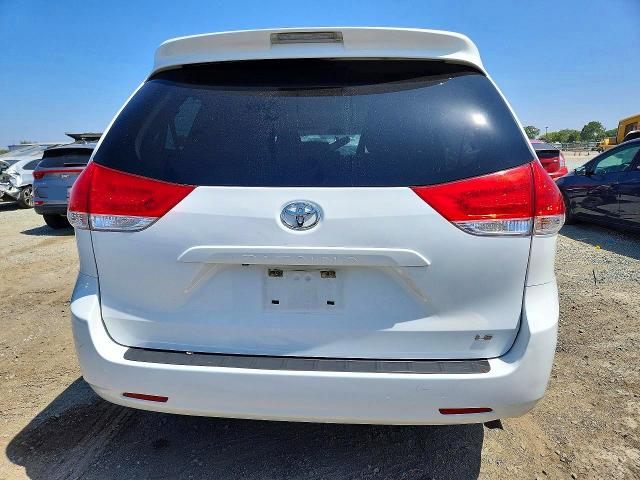 2013 Toyota Sienna მანქანა იყიდება აუქციონზე, vin: 5TDKK3DC7DS368512, აუქციონის ნომერი: 60508966