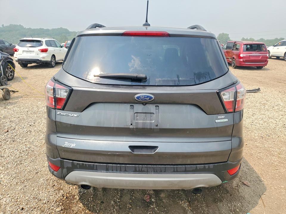 2018 Ford Escape მანქანა იყიდება აუქციონზე, vin: 1FMCU0GD1JUA02596, აუქციონის ნომერი: 61314636