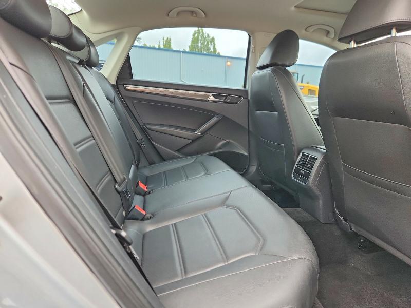 2017 Volkswagen Passat მანქანა იყიდება აუქციონზე, vin: 1VWBT7A32HC077557, აუქციონის ნომერი: 59195296