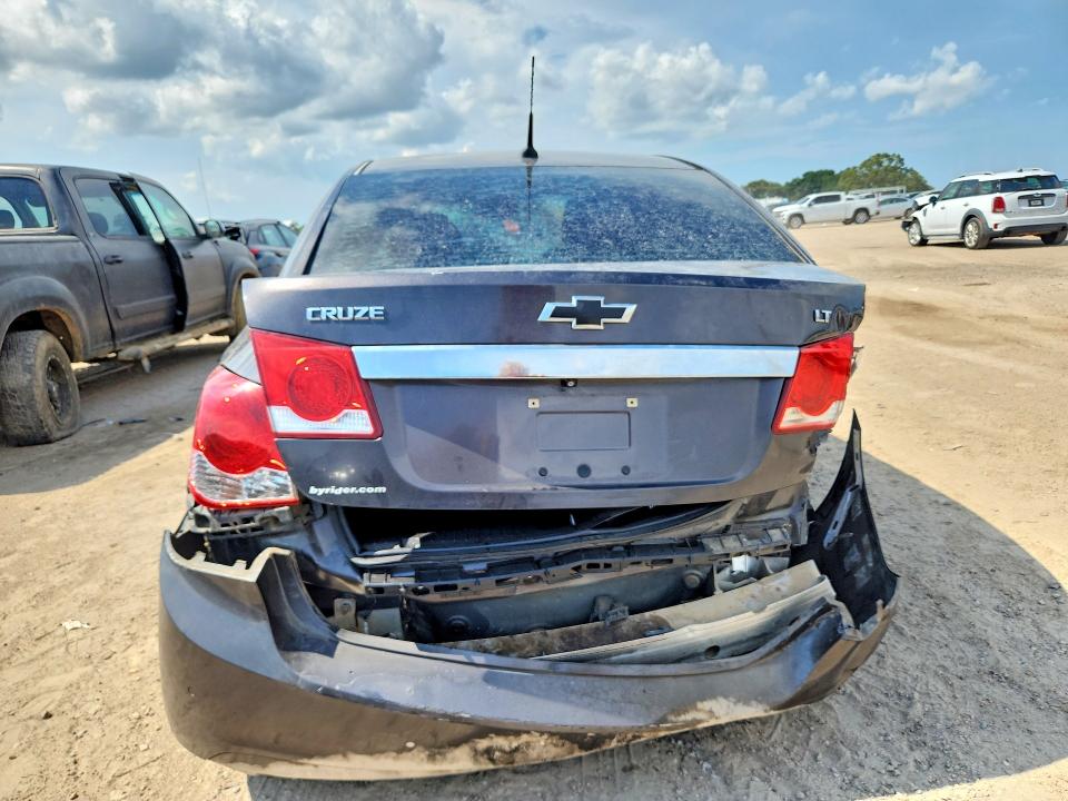 60117326 :رقم المزاد ، 1G1PC5SB7E7139888 vin ، 2014 Chevrolet Cruze مزاد بيع