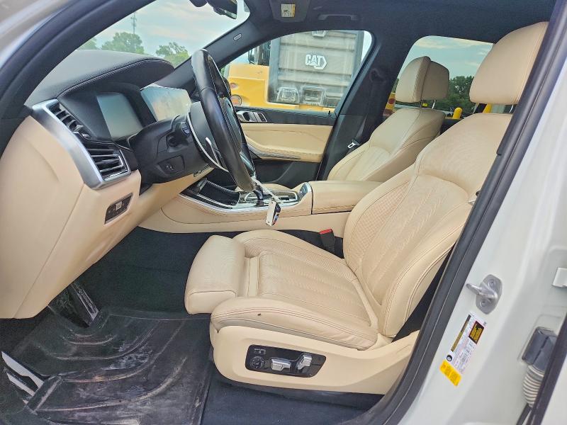 61547266 :رقم المزاد ، 5UXCR4C06M9F75244 vin ، 2021 Bmw X5 مزاد بيع