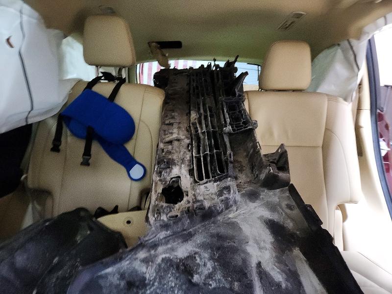 60402266 :رقم المزاد ، 5TDJZRFH3KS724681 vin ، 2019 Toyota Highlander مزاد بيع