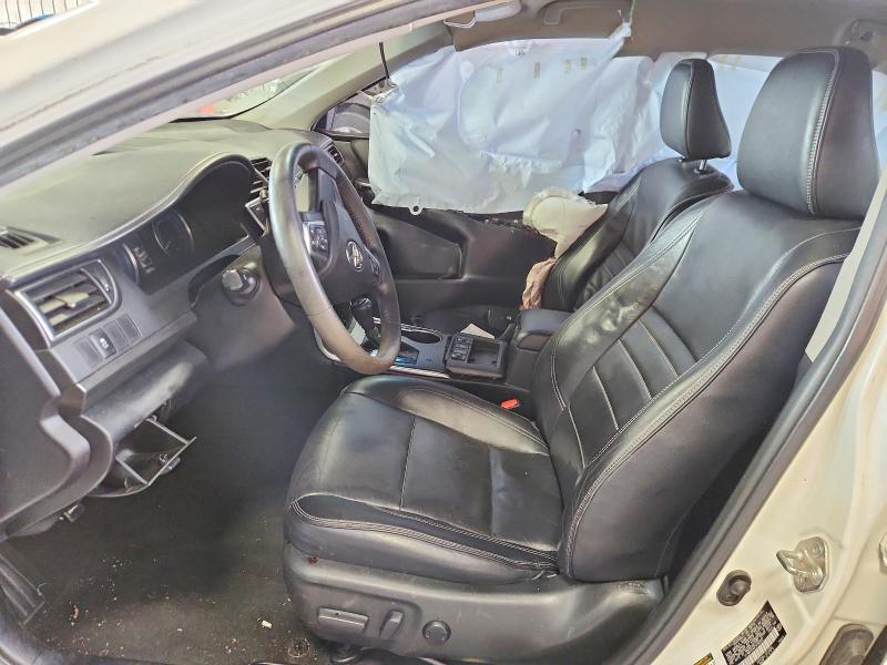 2015 Toyota Camry Hybrid მანქანა იყიდება აუქციონზე, vin: 4T1BD1FK5FU150257, აუქციონის ნომერი: 61494506