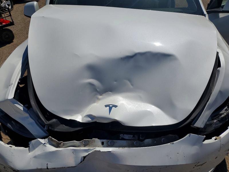 Auction sale of the 2024 Tesla Model Y, vin: 7SAYGDED8RF025084, lot number: 61111426