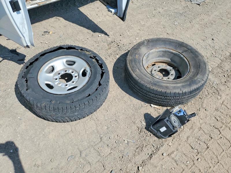 59976436 :رقم المزاد ، 1GCZGHF71N1155003 vin ، 2022 Chevrolet Express G3500 مزاد بيع