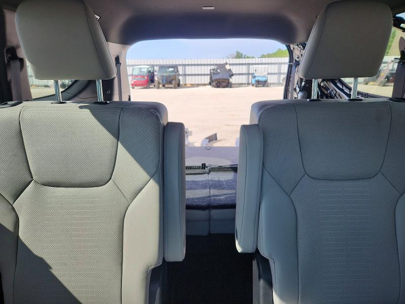 60858946 :رقم المزاد ، 5TDAAAB60SS033783 vin ، 2025 Lexus Tx 350 مزاد بيع