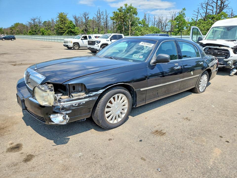 Aukcja sprzedaży 2004 Lincoln Town Car, vin: 1LNHM81W84Y604102, numer aukcji: 62624806