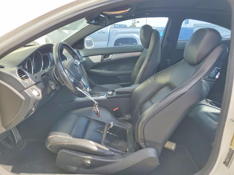 2012 Mercedes-benz C მანქანა იყიდება აუქციონზე, vin: WDDGJ4HB9CF801106, აუქციონის ნომერი: 60045196
