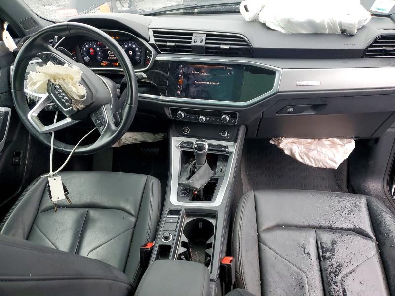 59289586 :رقم المزاد ، WA1EECF39M1022759 vin ، 2021 Audi Q3 مزاد بيع