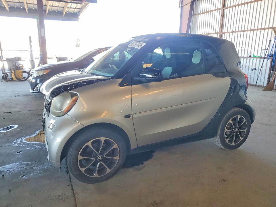 Aukcja sprzedaży 2016 Smart Fortwo, vin: WMEFJ5DA5GK048147, numer aukcji: 61197806