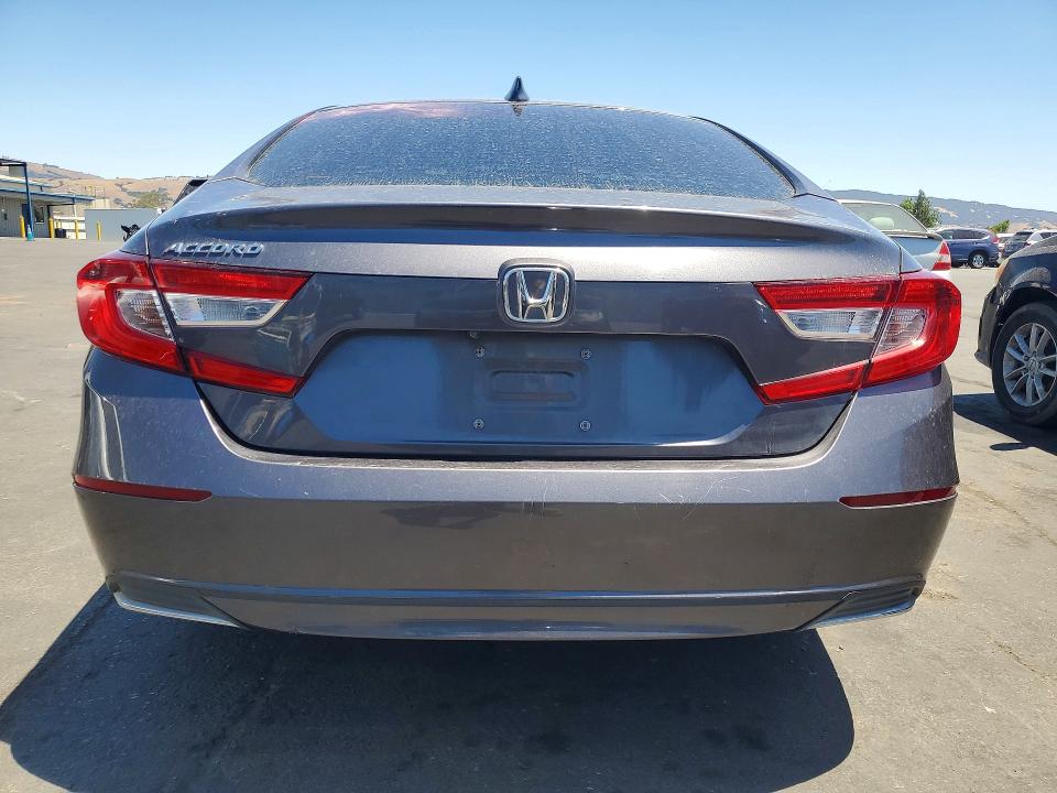 Продаж на аукціоні авто 2018 Honda Accord, vin: 1HGCV1F18JA007909, номер лоту: 60840146