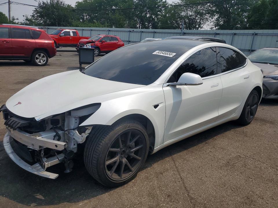 60546656 :رقم المزاد ، 5YJ3E1EB0KF359545 vin ، 2019 Tesla Model 3 مزاد بيع